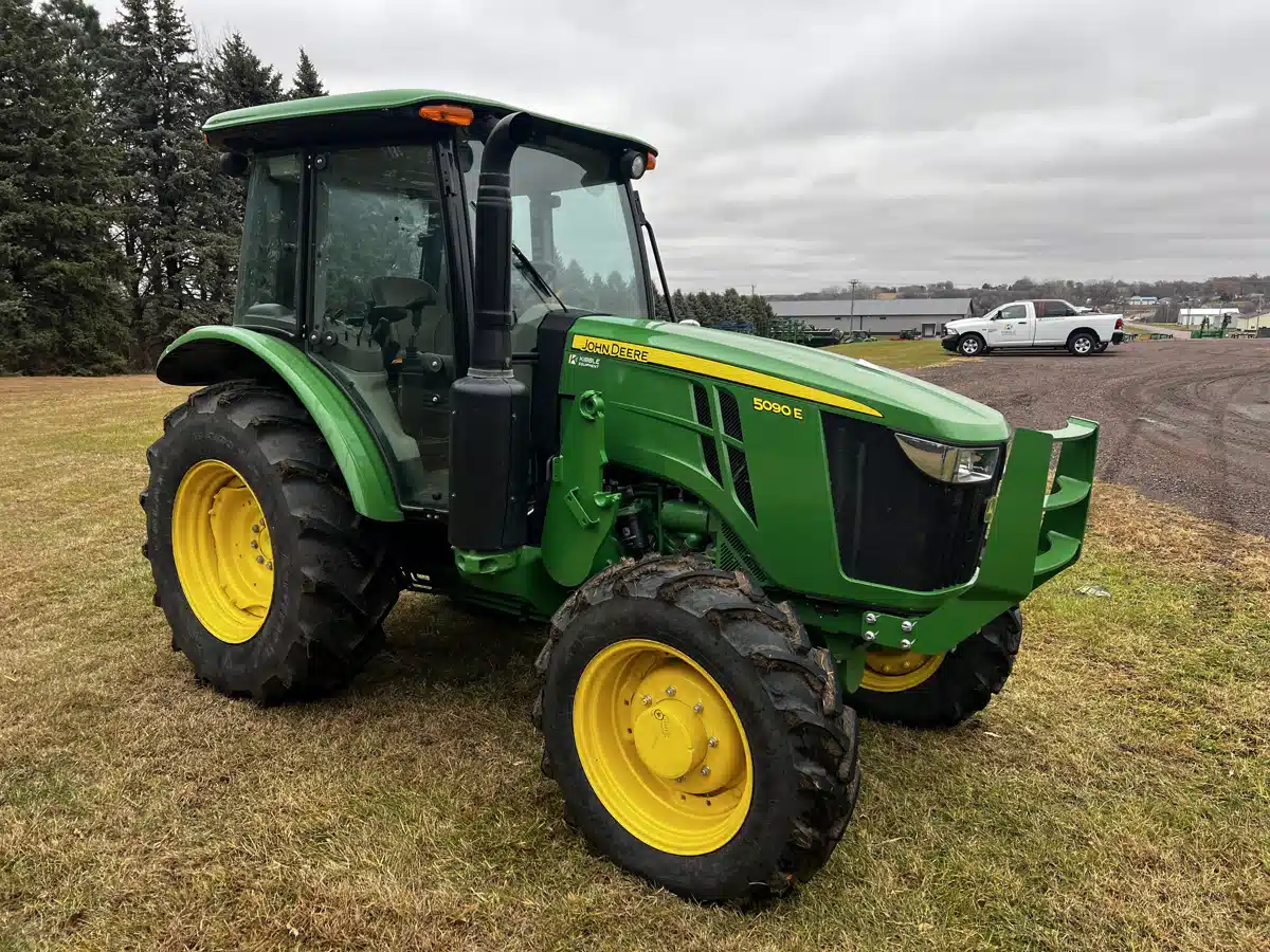 Gallery image 1 for Used 2023 John Deere 5090E Tractor