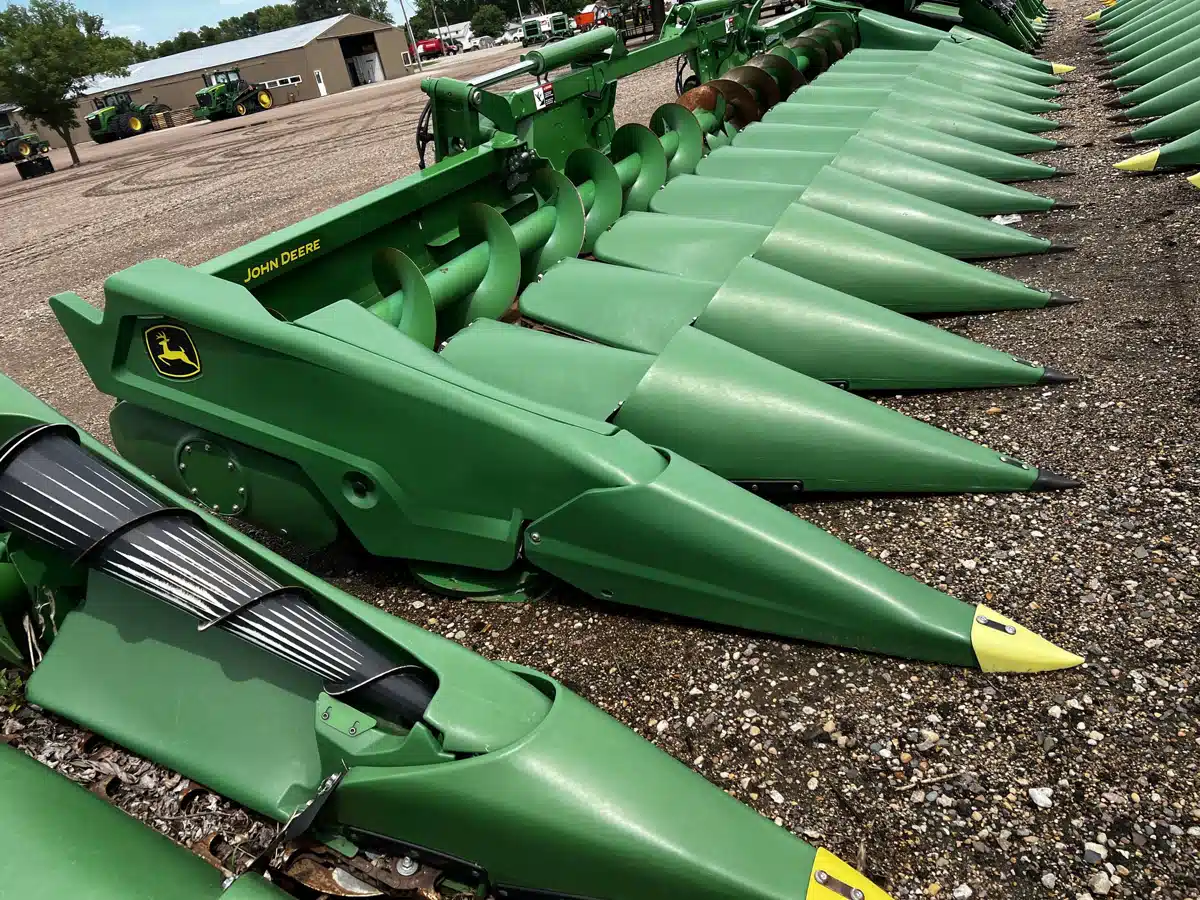 Gallery image 2 for Used 2023 John Deere C12F Header - Row Crop