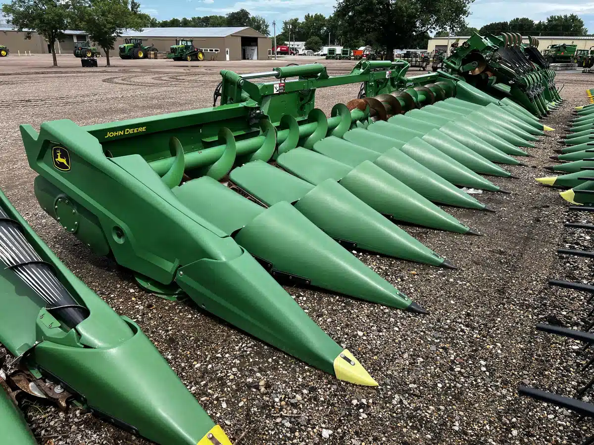 Gallery image 1 for Used 2023 John Deere C12F Header - Row Crop