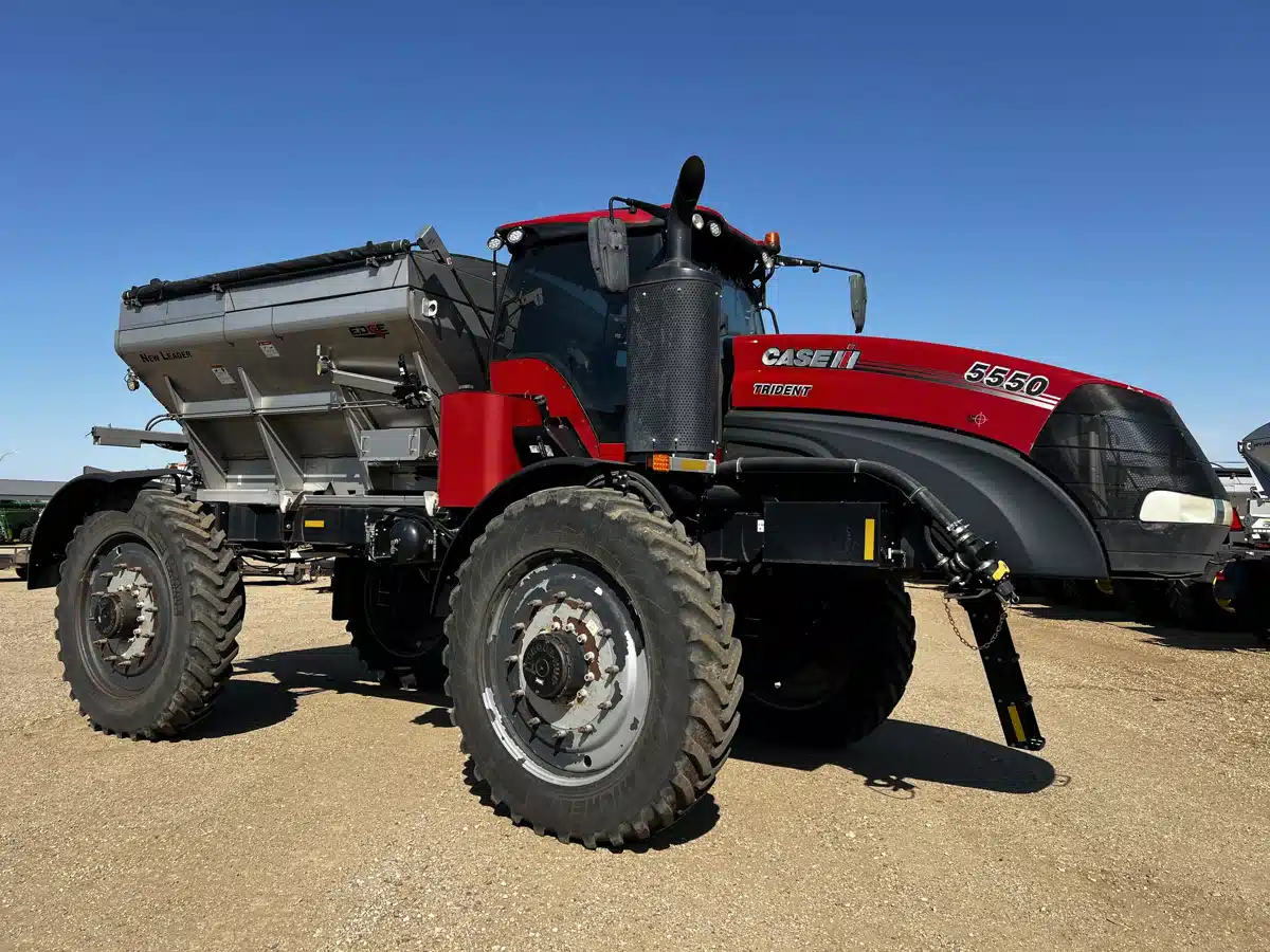 Gallery image 1 for Used 2018 Case IH TRIDENT 5550 Sprayer - Self Propelled