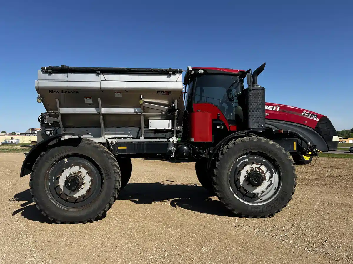 Gallery image 2 for Used 2018 Case IH TRIDENT 5550 Sprayer - Self Propelled