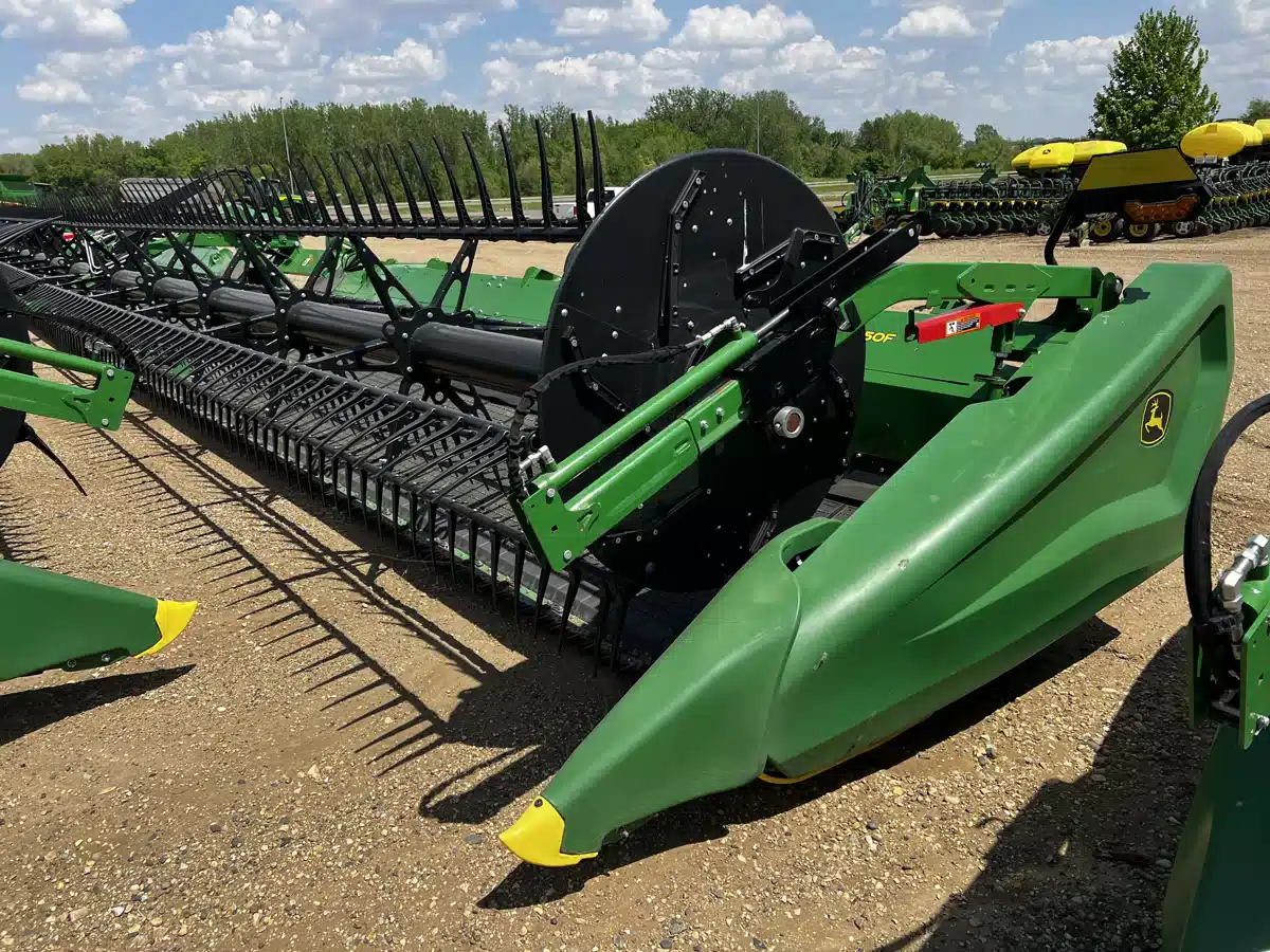 Gallery image 2 for Used 2023 John Deere HD50F Header - Flex