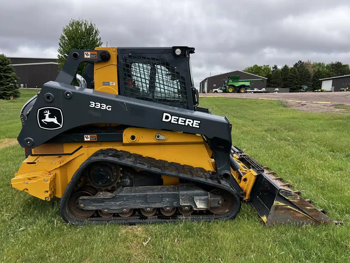 Gallery image 2 for Used 2021 John Deere 333G Track Loader