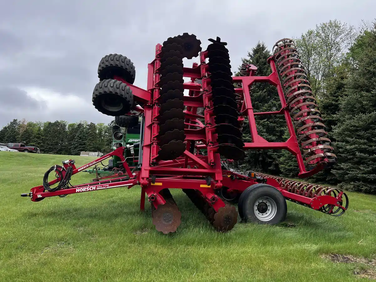 Gallery image 2 for Used 2016 Horsch HD40 Disc
