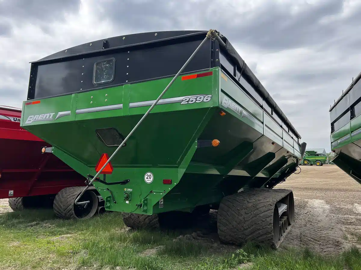 Gallery image 2 for Used 2022 Brent 2596 Grain Cart