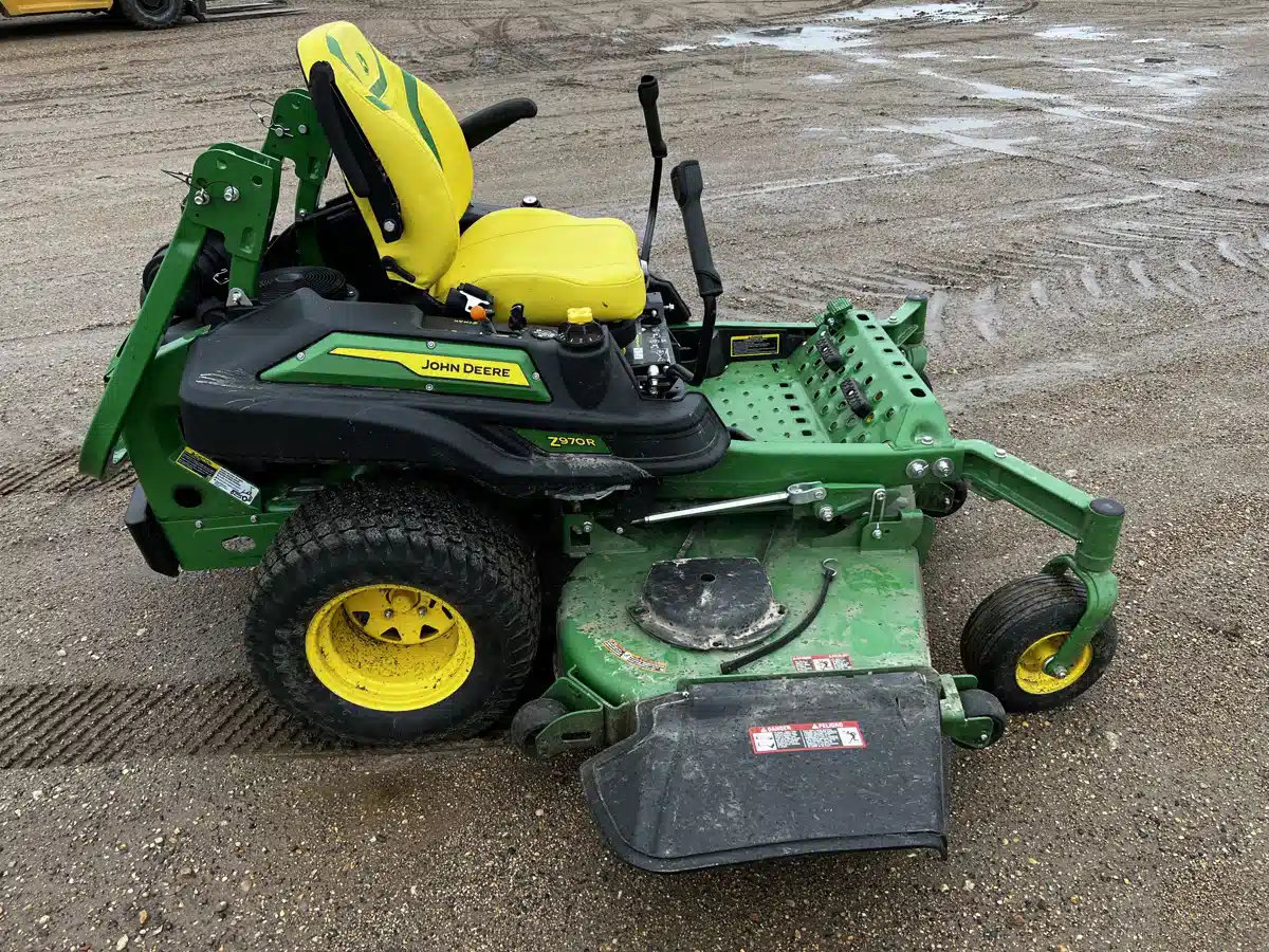 Gallery image 2 for Used 2023 John Deere Z970R Mower - Zero Turn