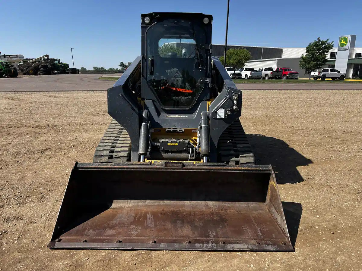 Gallery image 2 for Used 2022 John Deere 333G Track Loader