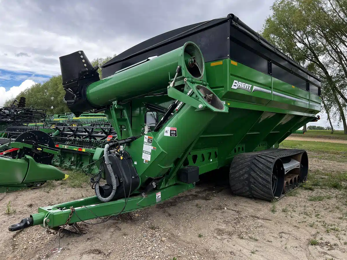 Gallery image 2 for Used 2018 Brent 1596 Grain Cart
