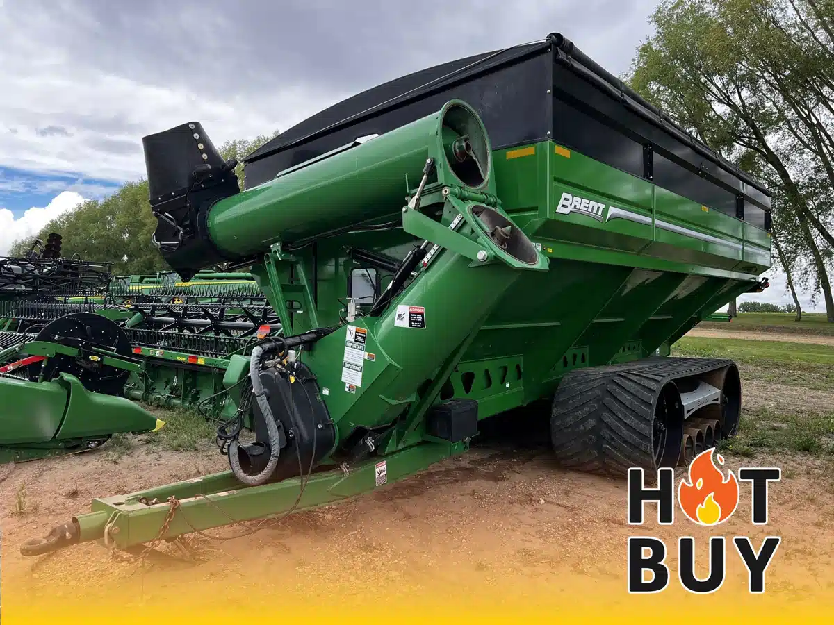 Gallery image 1 for Used 2018 Brent 1596 Grain Cart
