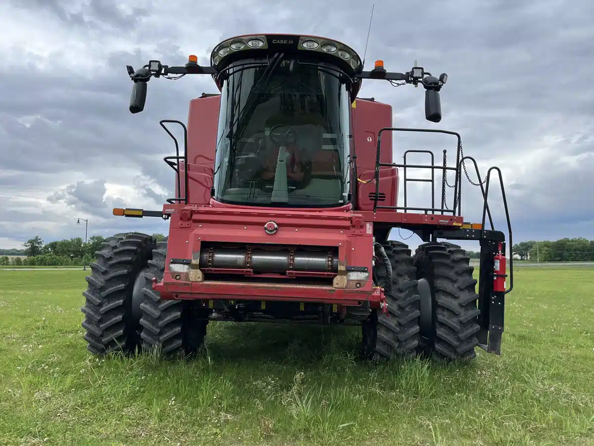 Gallery image 2 for Used 2019 Case IH 9250 Combine