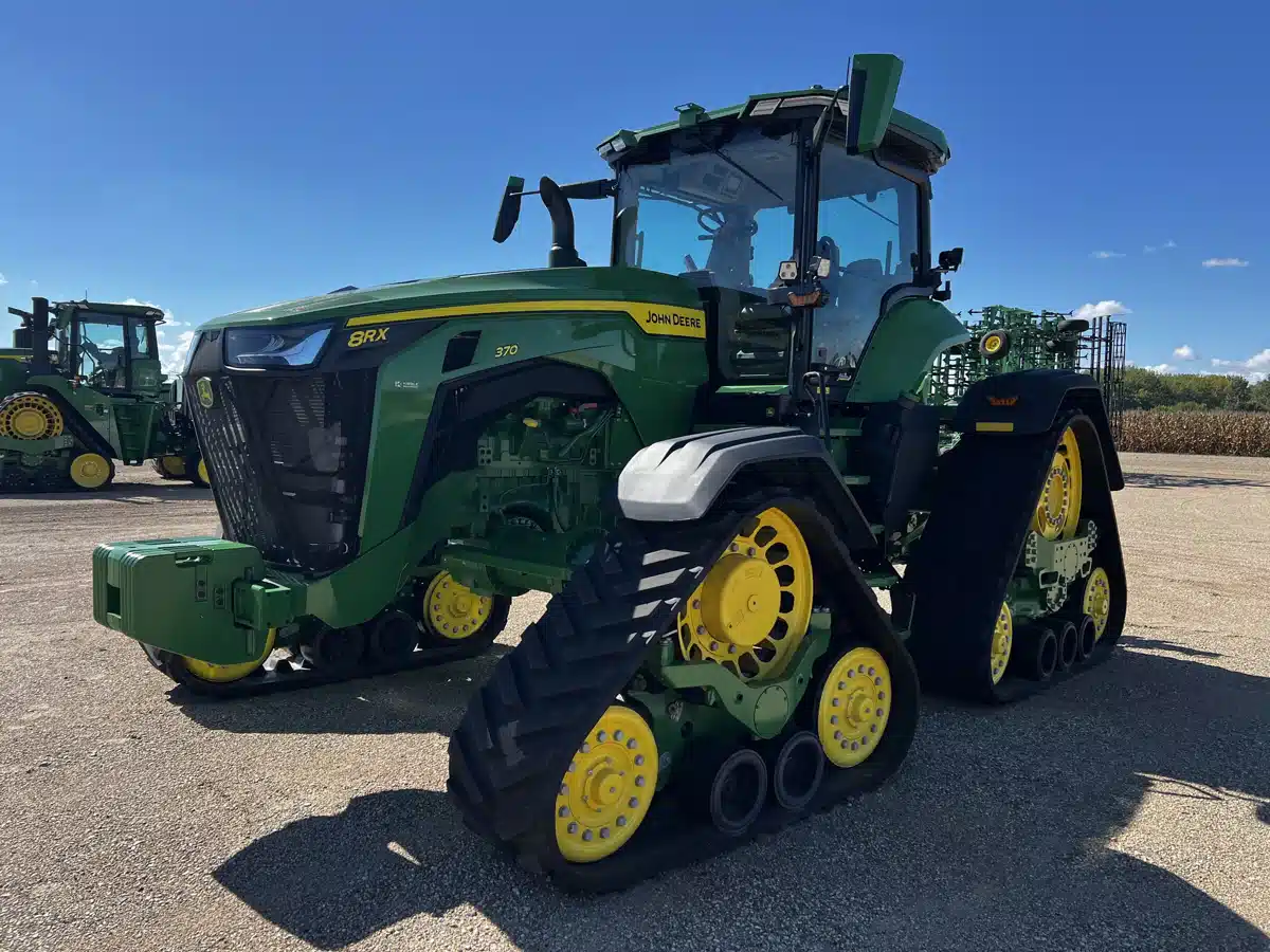 Gallery image 1 for Used 2023 John Deere 8R 370 Tractor