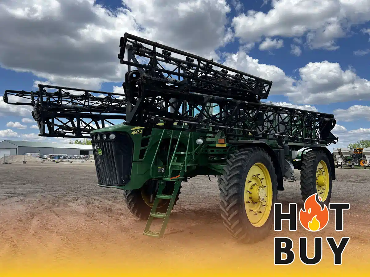 Gallery image 1 for Used 2009 John Deere 4930 Sprayer - Self Propelled