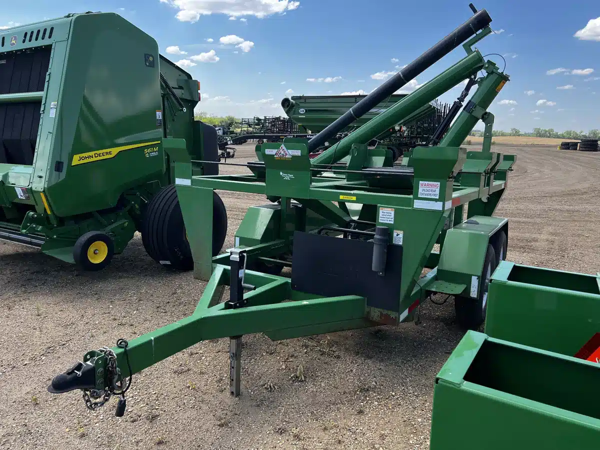 Gallery image 2 for Used Travis Easy Load Seed Cart Tender