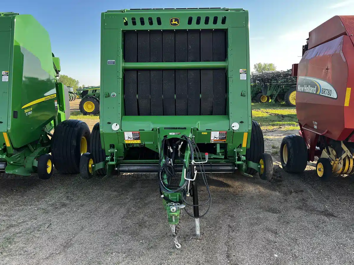 Gallery image 2 for Used 2023 John Deere 560R Round Baler