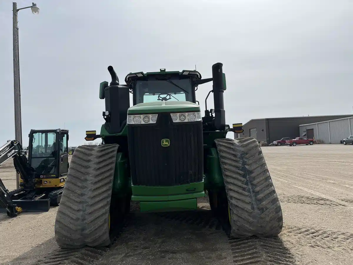 Gallery image 2 for Used 2023 John Deere 9RX 640 Tractor