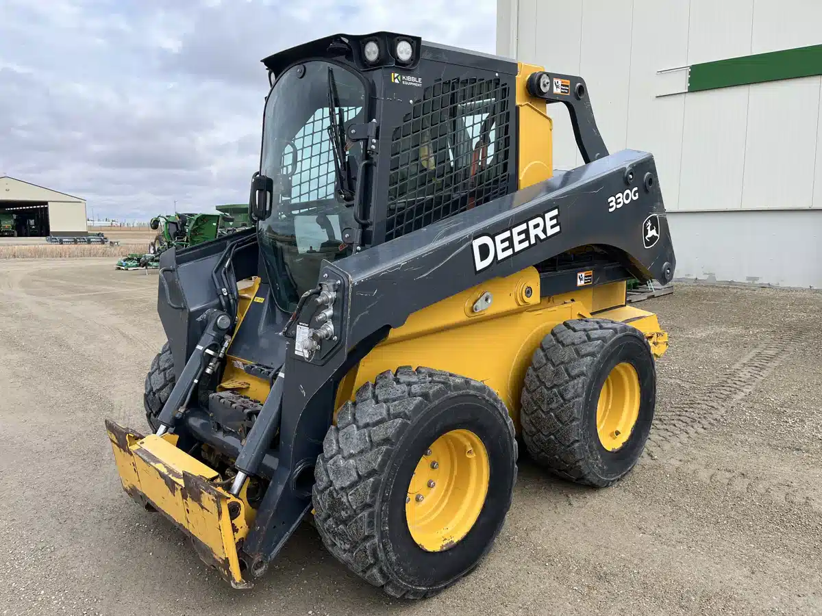Gallery image 1 for Used 2019 John Deere 330G Skid Steer