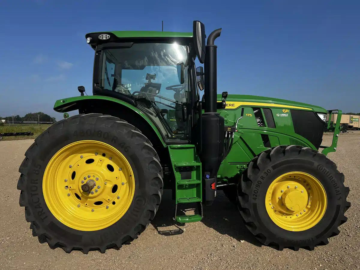 Gallery image 2 for 2024 John Deere 6R 175 Tractor