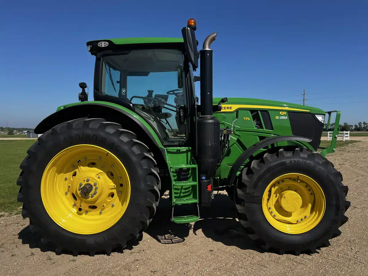 Gallery image 2 for 2024 John Deere 6R 175 Tractor