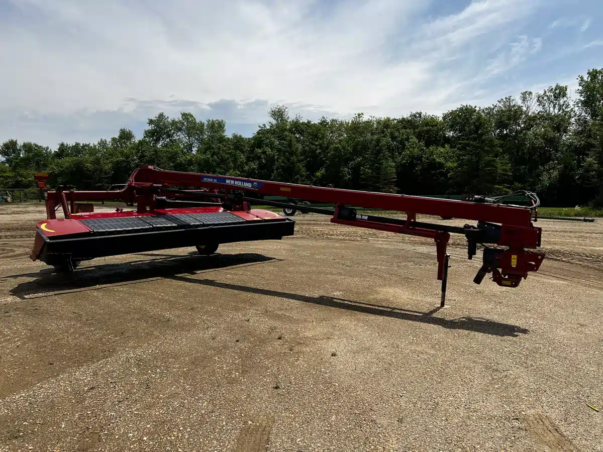 Gallery image 1 for Used 2019 New Holland 316 Disc Mower Conditioner