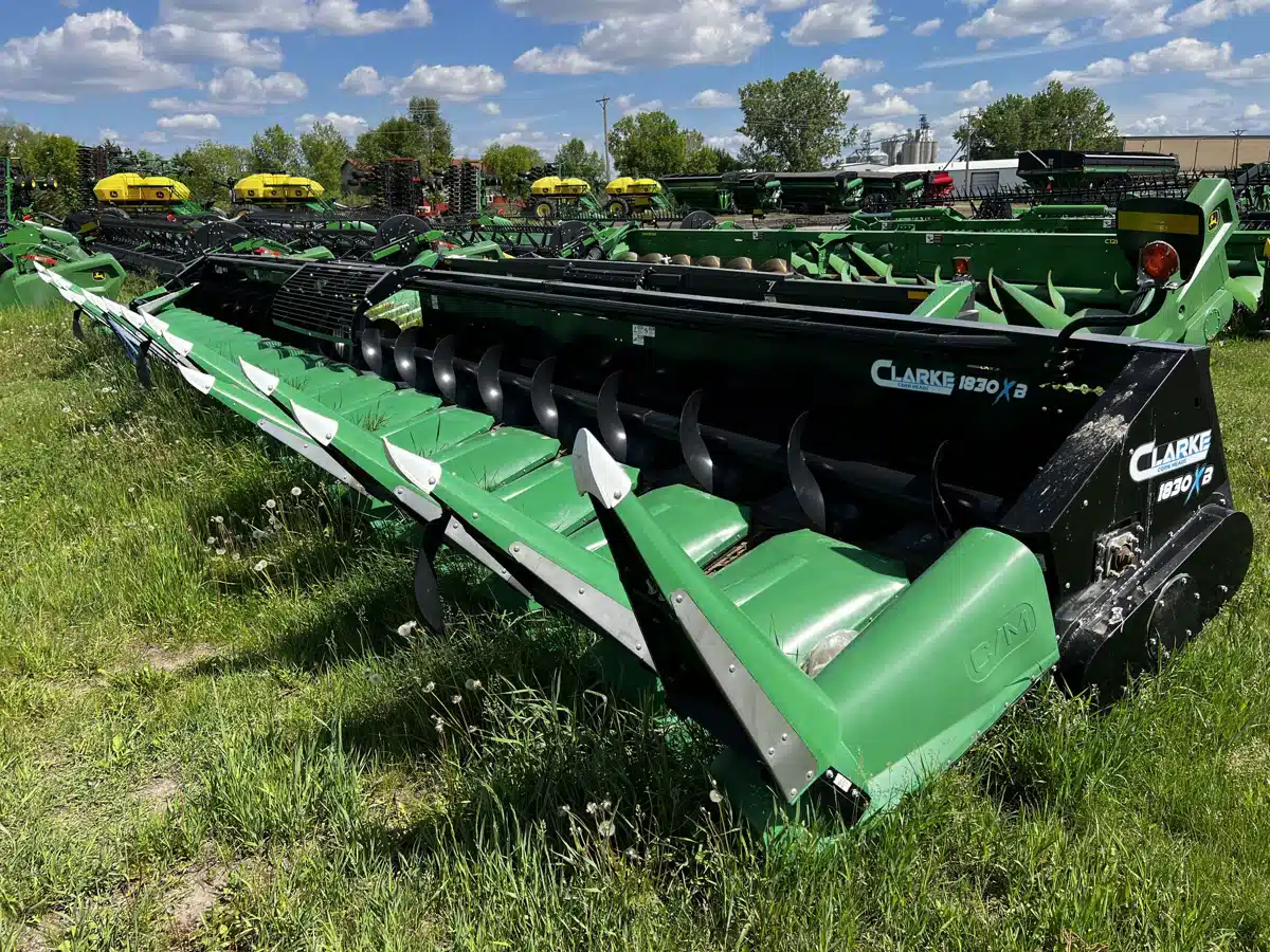 Gallery image 1 for Used Clarke 1830 Header - Row Crop