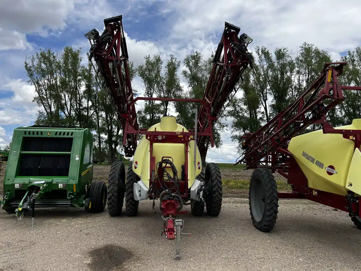 Gallery image 2 for Used 2022 Hardi NAVIGATOR 6000 Sprayer - Pull Type