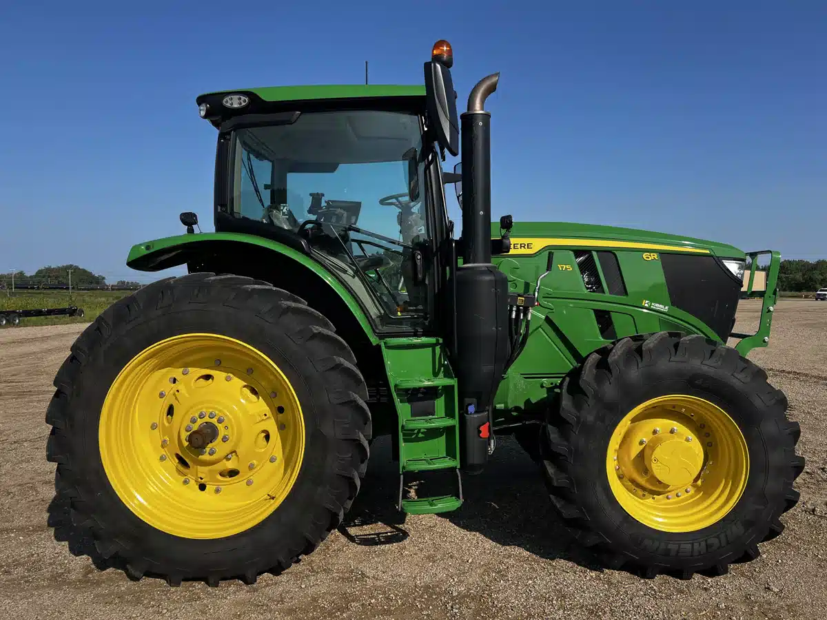 Gallery image 2 for 2024 John Deere 6R 175 Tractor