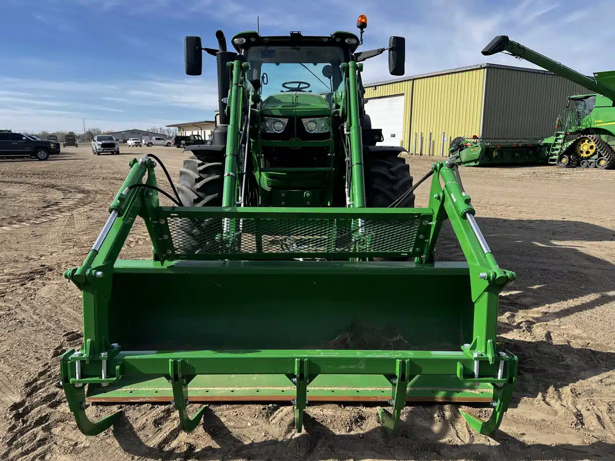 Gallery image 2 for Used 2023 John Deere 6R 155 Tractor