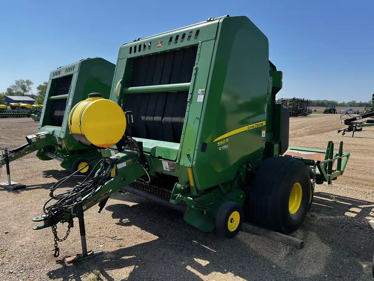 Gallery image 1 for Used 2018 John Deere 560R Round Baler