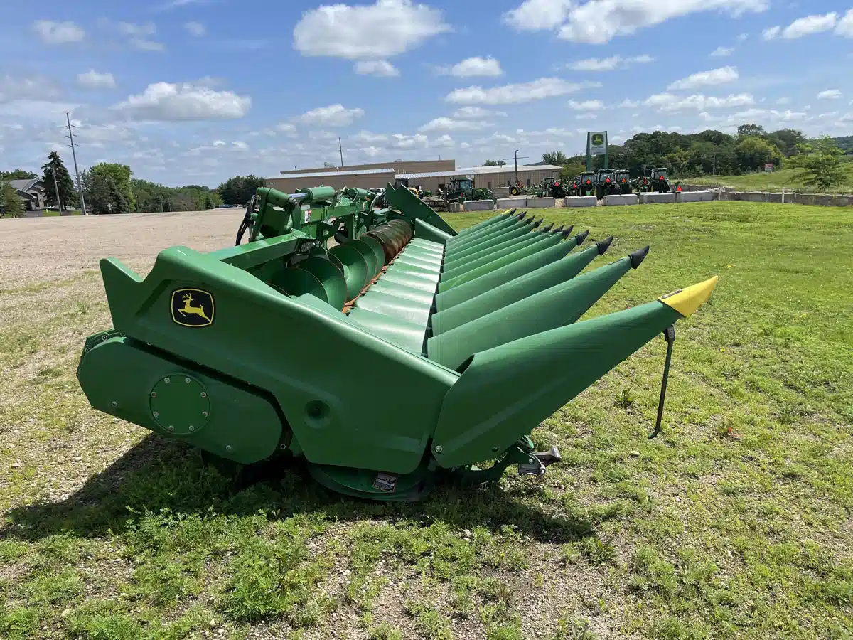 Gallery image 2 for Used 2021 John Deere C12F Header - Row Crop