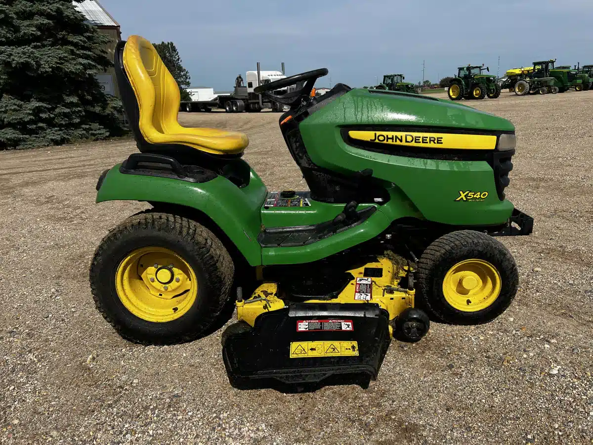 Gallery image 2 for Used 2012 John Deere X540 Lawn Tractor