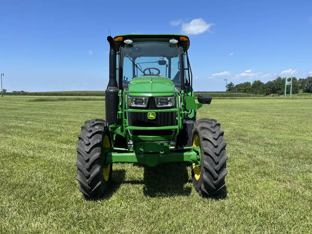 Gallery image 2 for Used 2024 John Deere 5090E Tractor