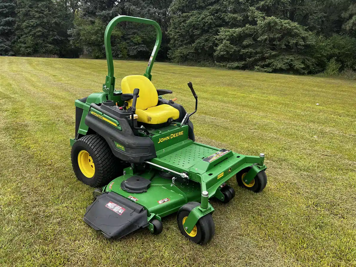 Gallery image 1 for Used 2017 John Deere Z997R Mower - Zero Turn
