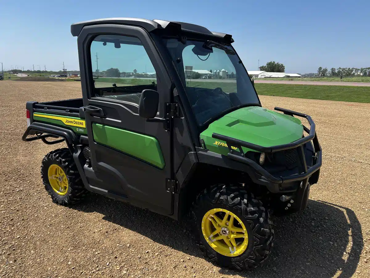Gallery image 1 for Used John Deere XUV 835M Utility Vehicle