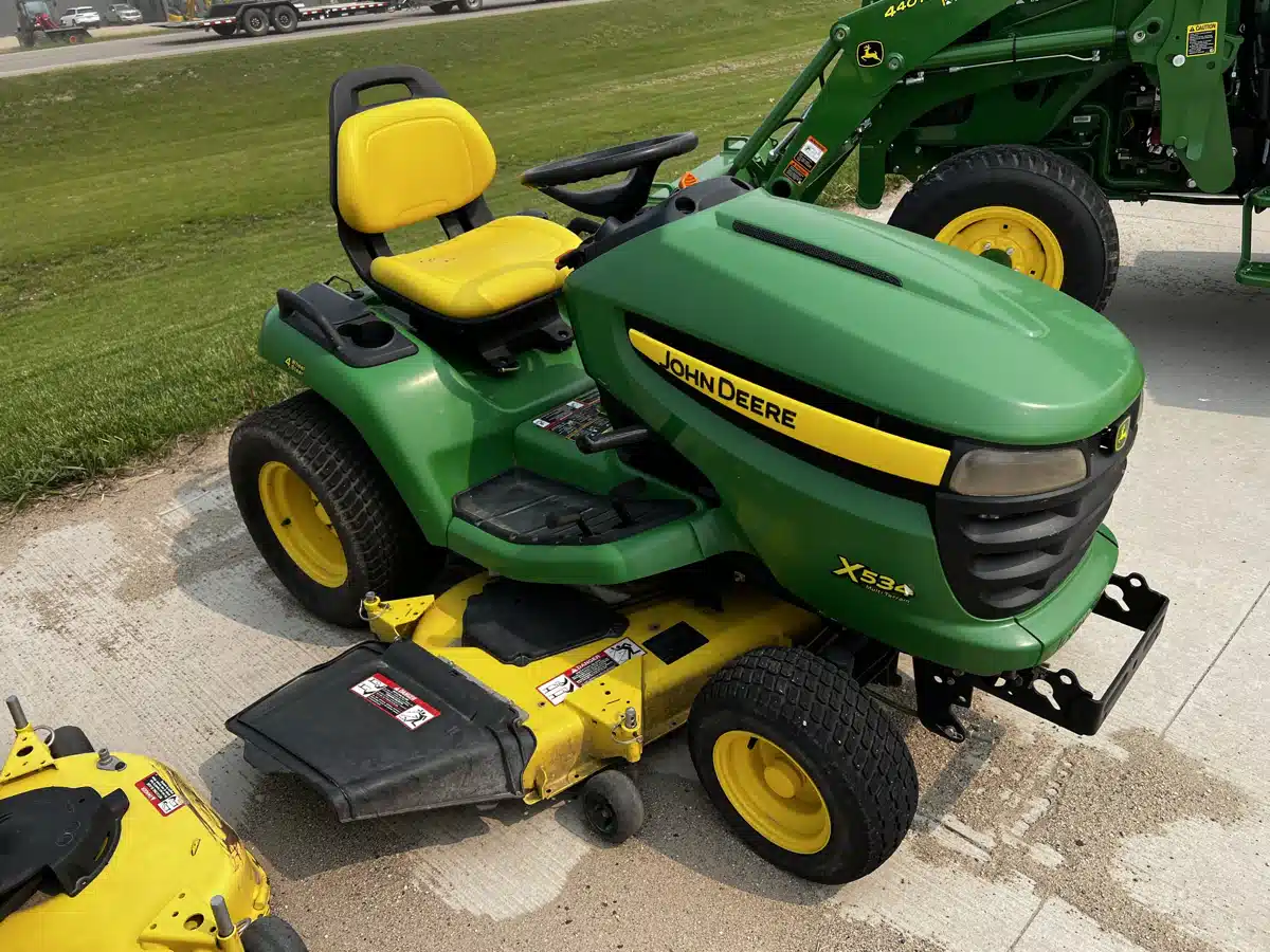 Gallery image 1 for Used 2008 John Deere X534 Lawn Tractor