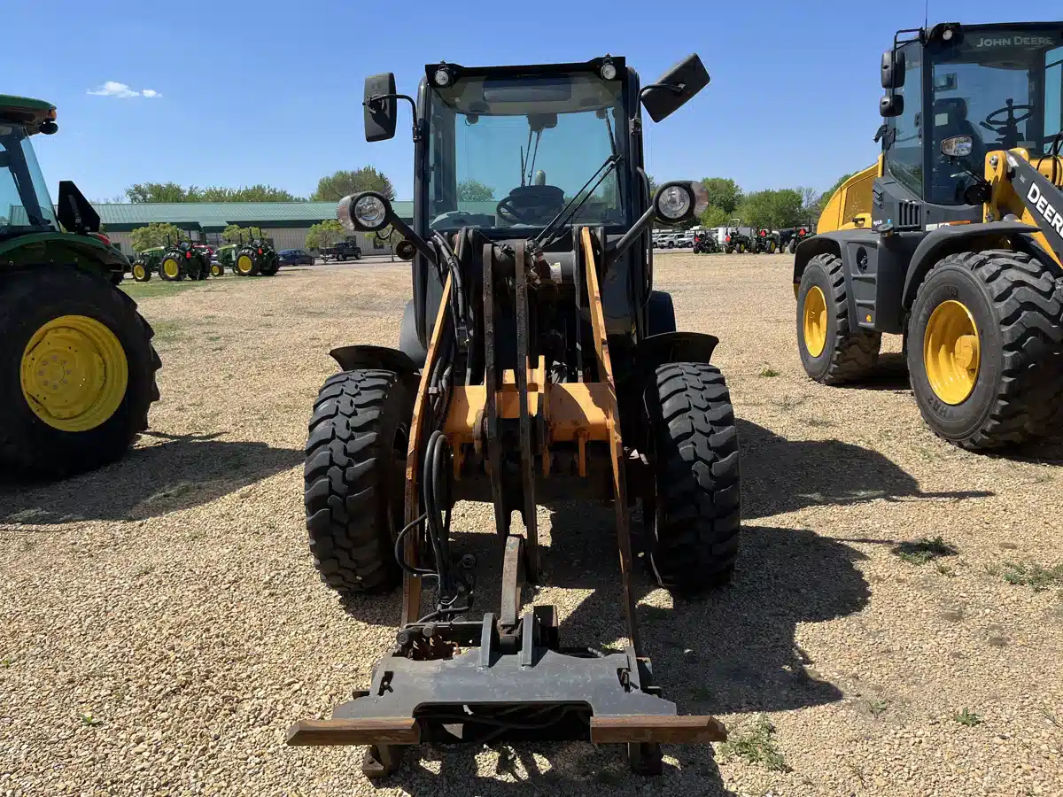 Gallery image 2 for Used 2018 Case IH 121F Tractor Loader