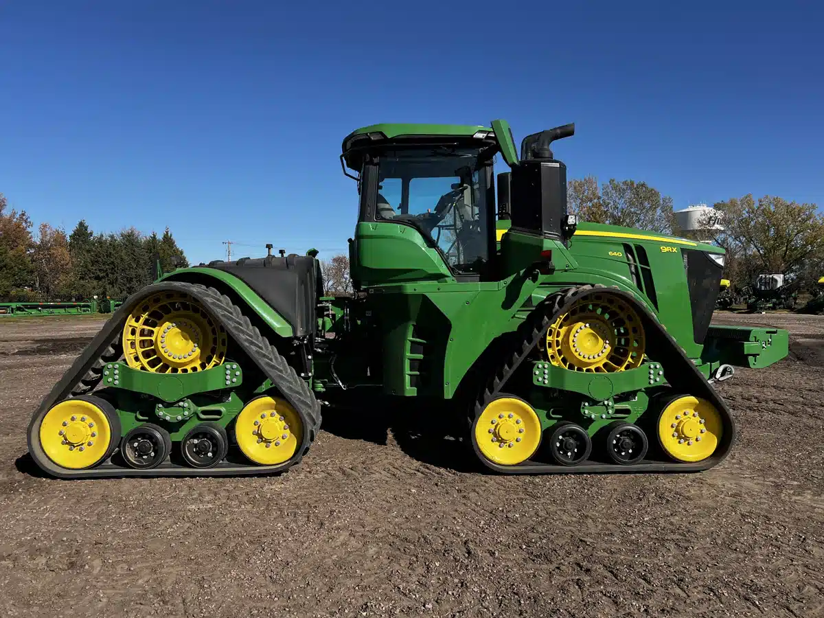 Gallery image 2 for 2024 John Deere 9RX 640 Tractor