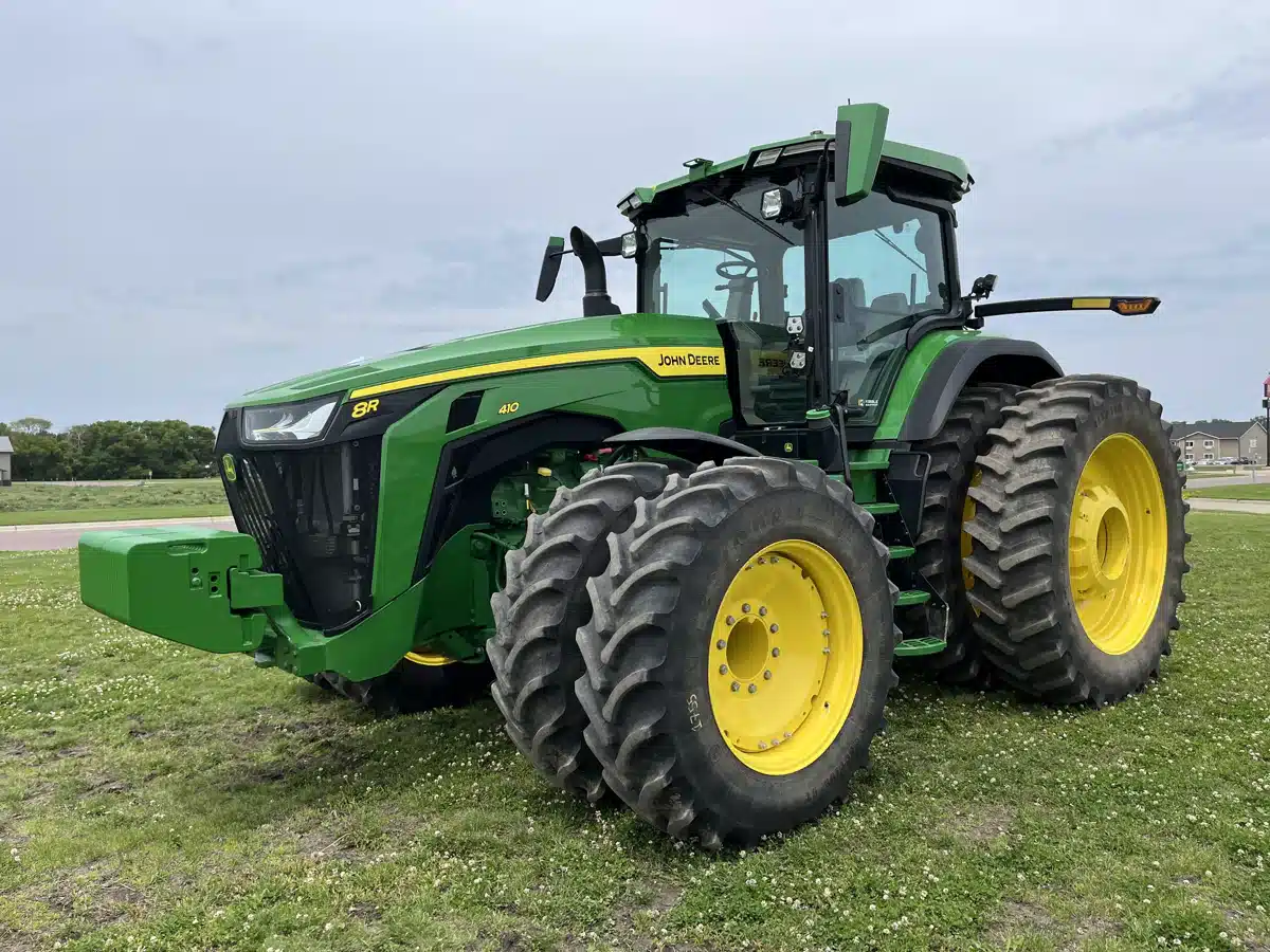 Gallery image 1 for Used 2023 John Deere 8R 410 Tractor
