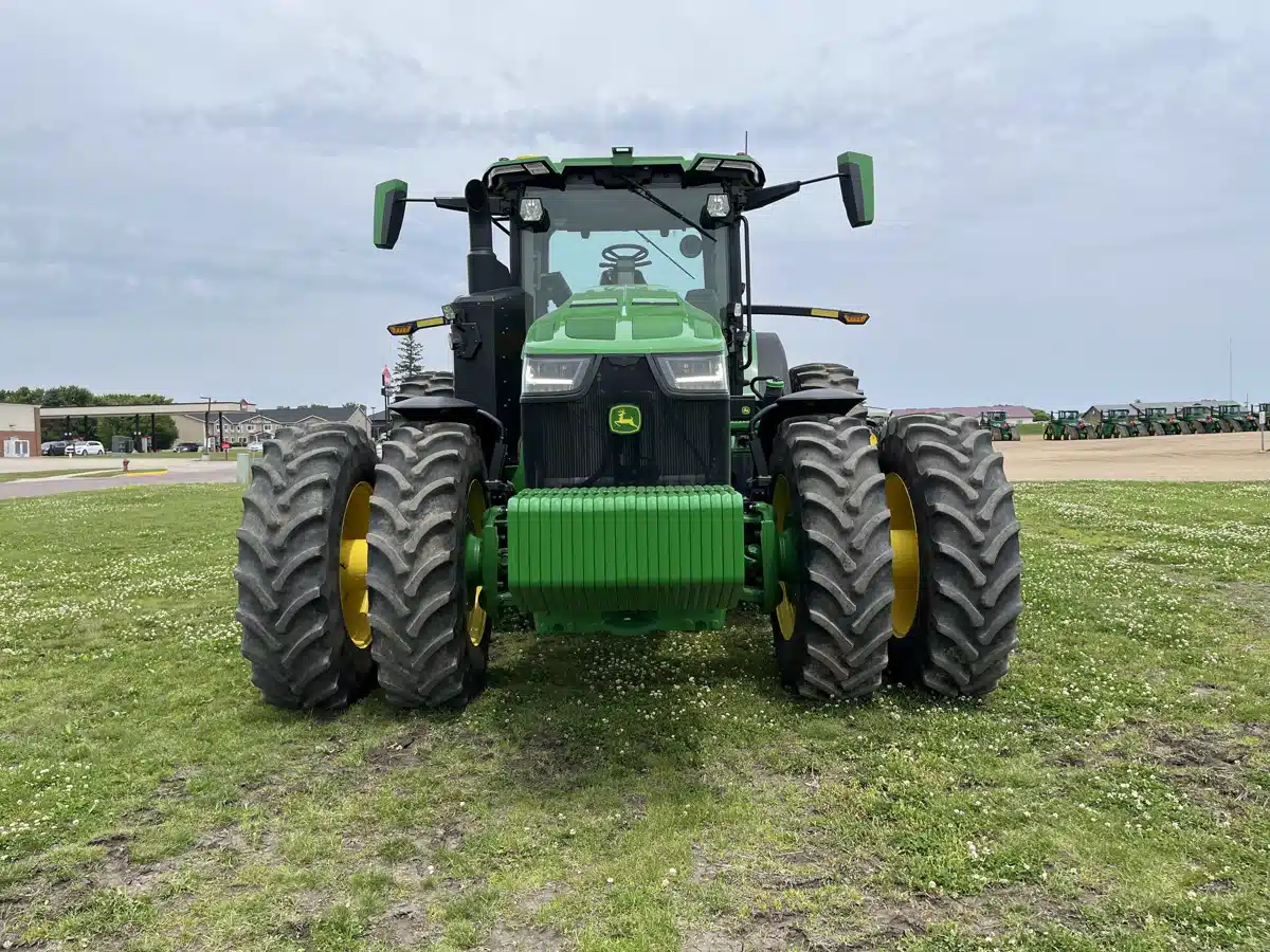 Gallery image 2 for Used 2023 John Deere 8R 410 Tractor