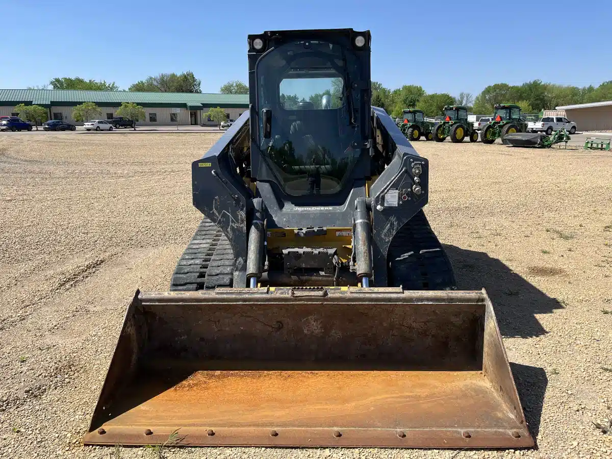 Gallery image 2 for Used 2023 John Deere 333G Track Loader