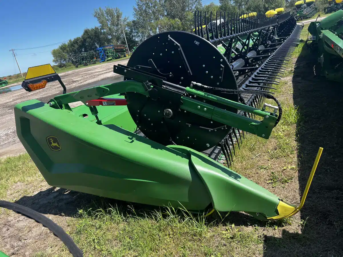 Gallery image 2 for Used 2024 John Deere HD45F Header - Flex Draper