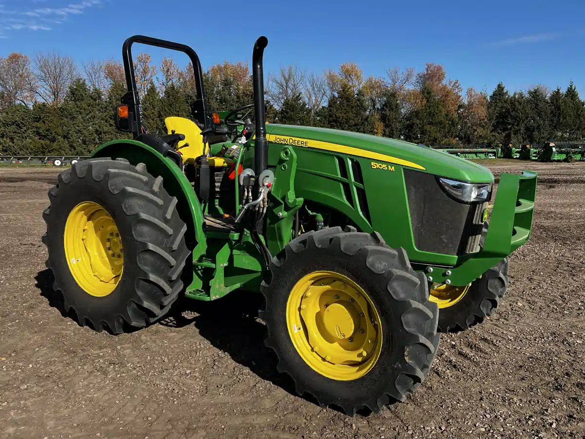 Gallery image 1 for 2023 John Deere 5105M Tractor