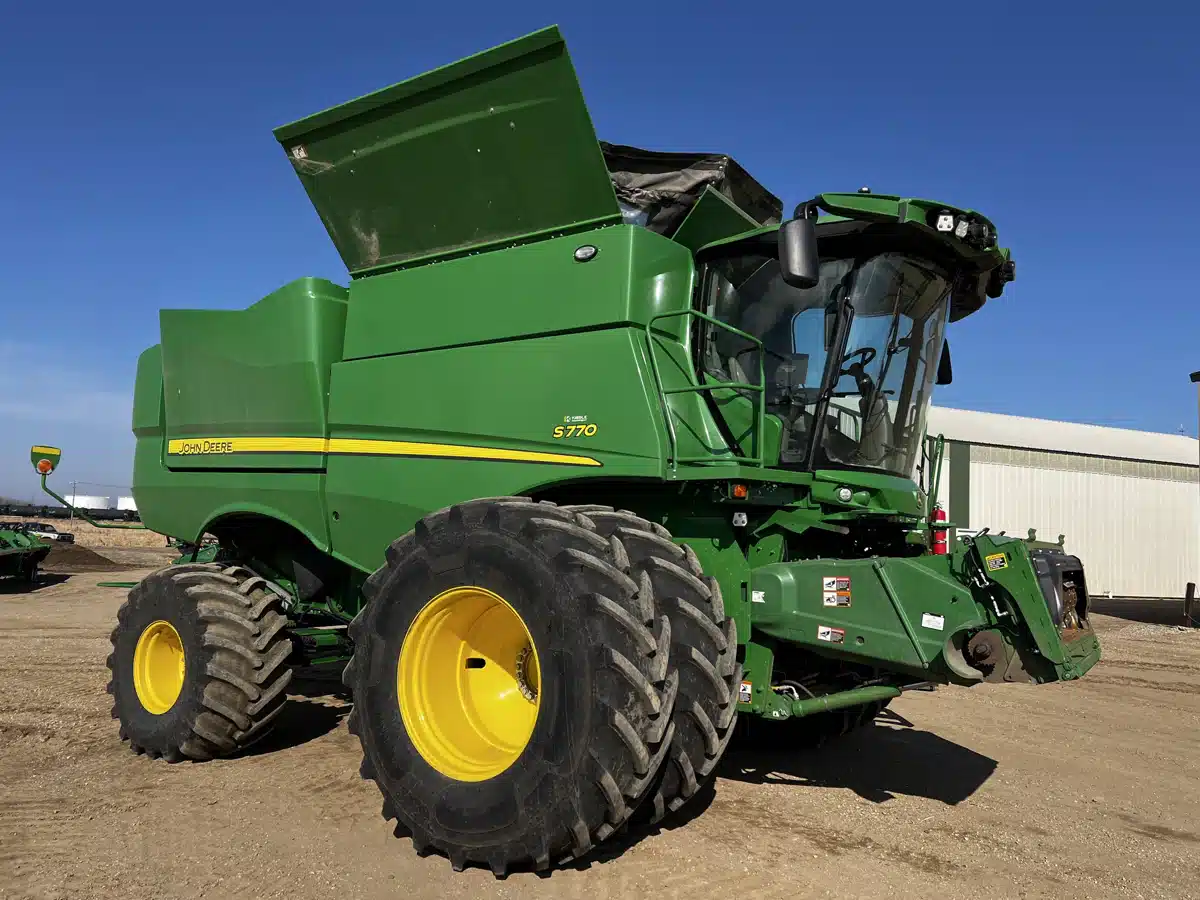 Gallery image 1 for Used 2023 John Deere S770 Combine