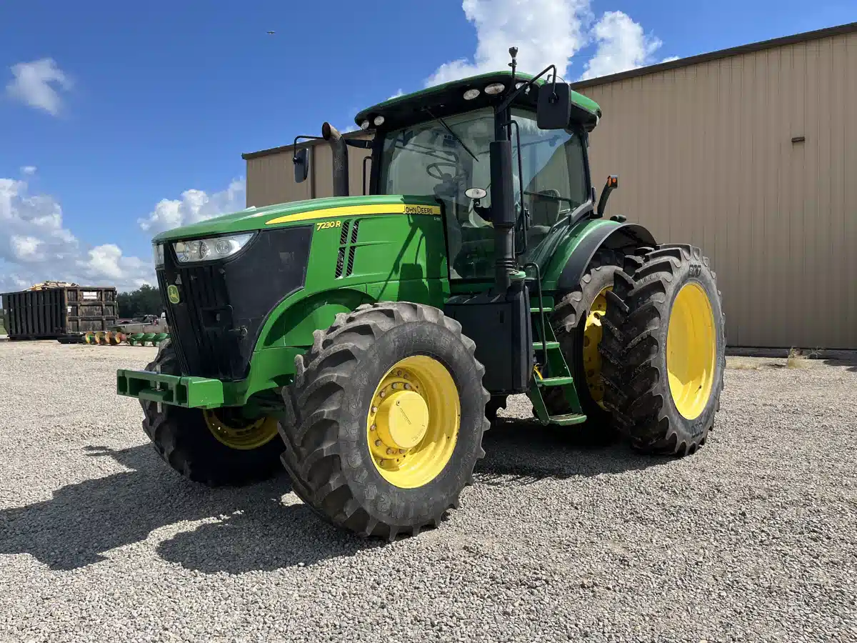Gallery image 1 for Used 2012 John Deere 7230R Tractor