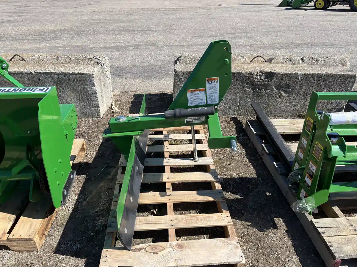 Gallery image 2 for Used 2022 Frontier RB2060L Attachment