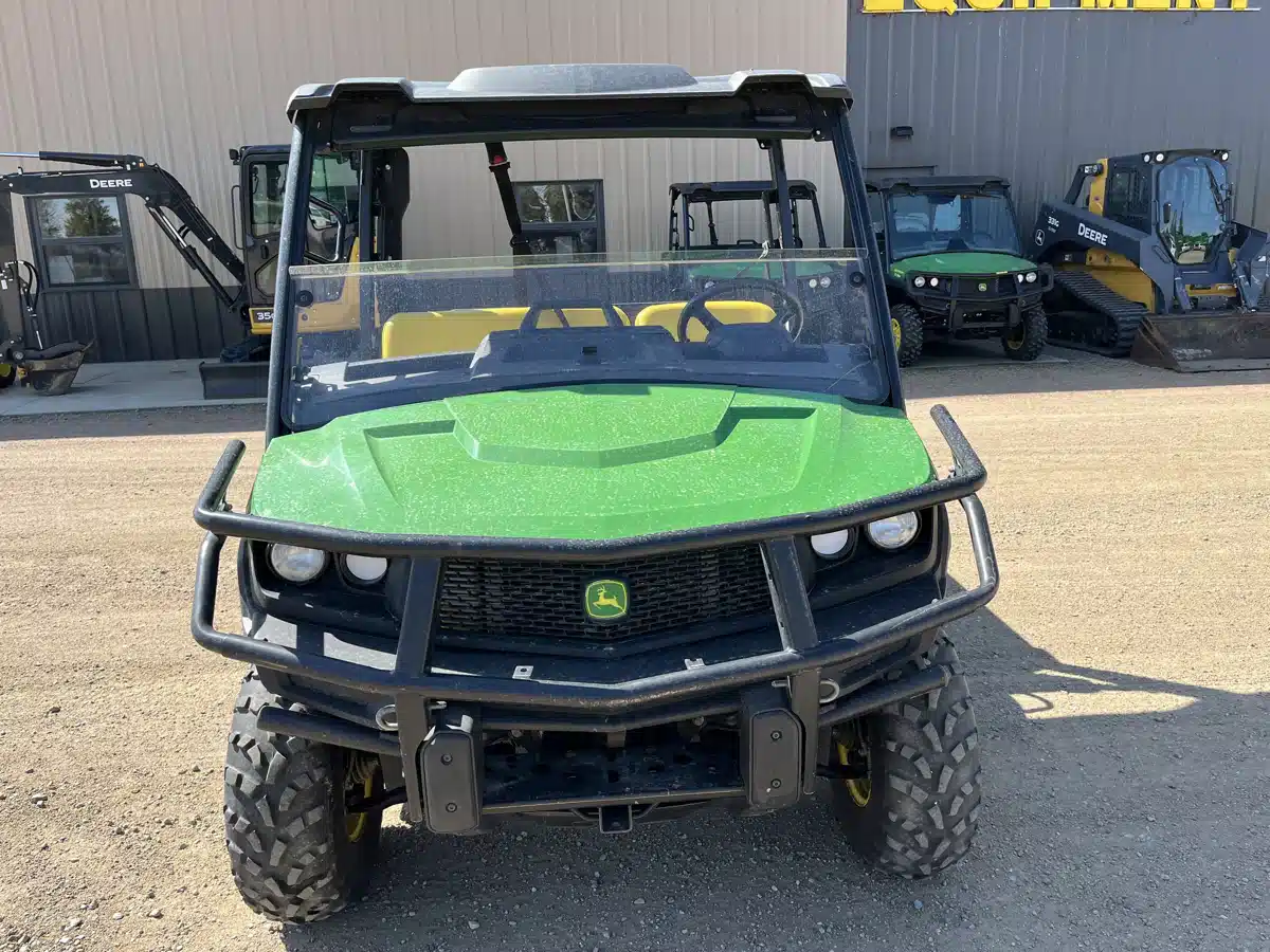 Gallery image 2 for 2019 John Deere XUV 835M Utility Vehicle
