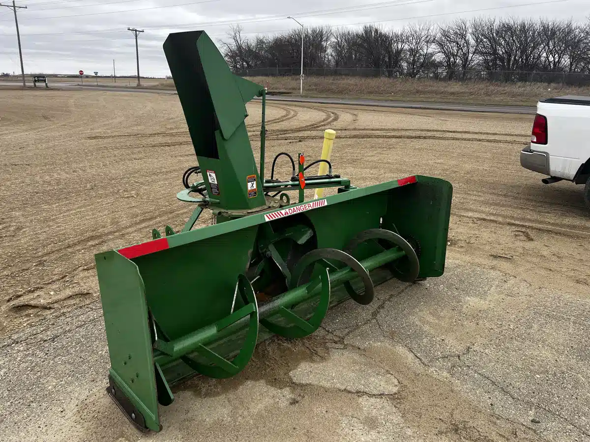 Gallery image 1 for Used 2011 John Deere SB1194 Snow Blower