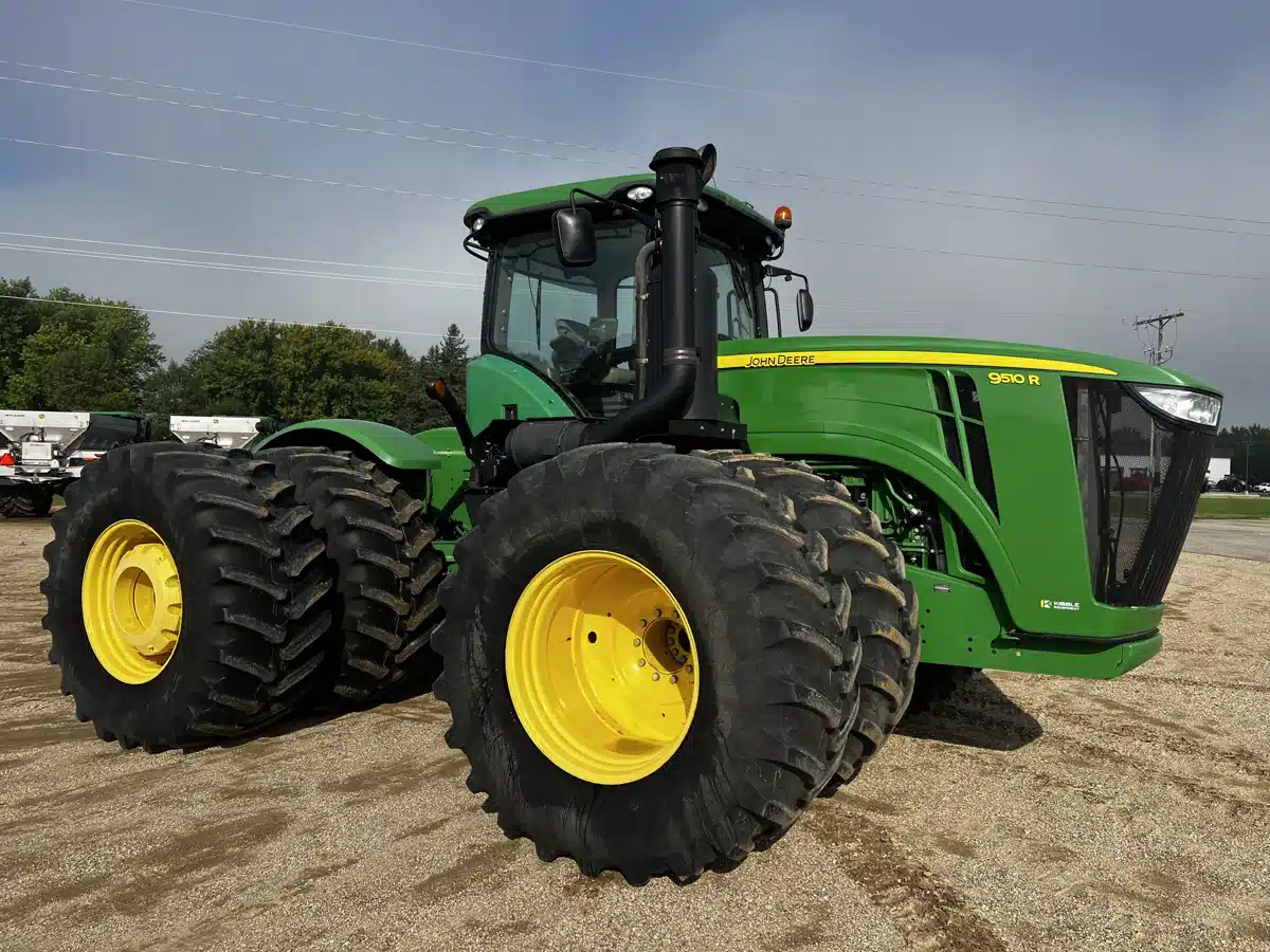 Gallery image 1 for 2012 John Deere 9510R Tractor