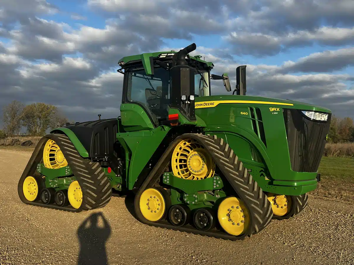 Gallery image 1 for 2023 John Deere 9RX 640 Tractor