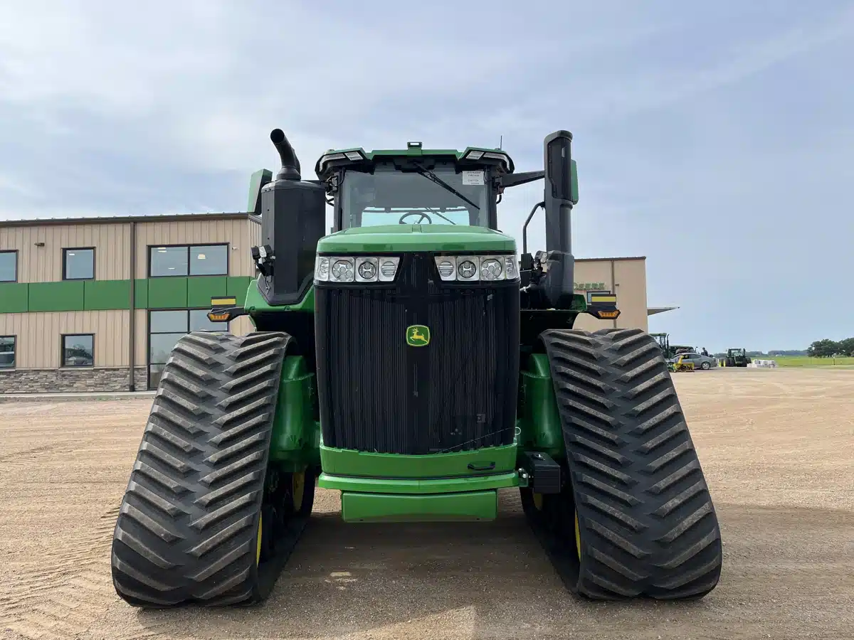 Gallery image 2 for Used 2023 John Deere 9RX 640 Tractor