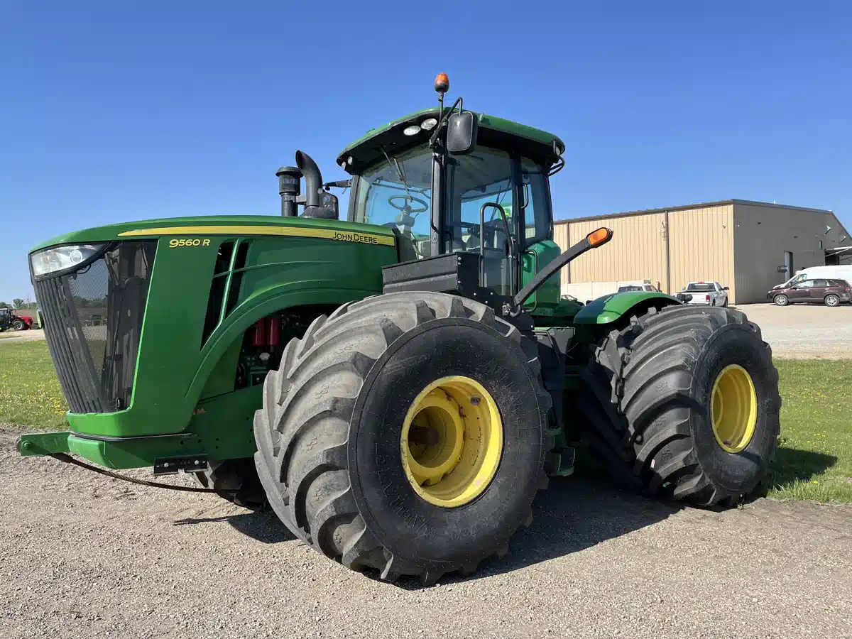 Gallery image 1 for 2012 John Deere 9560R Tractor
